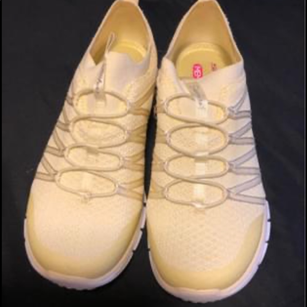 Brand New Light Yellow Sketchers Memory Foam